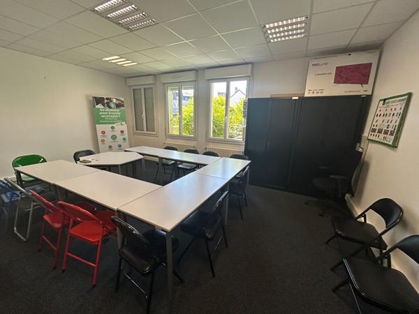 A LOUER - BUREAU - LAVAL CENTRE VILLE , Laval A LOUER - BUREAU - LAVAL CENTRE VILLE , Laval
