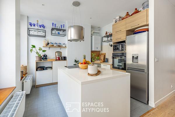 Ancien rénové à proximité de la Place Croix-Paquet