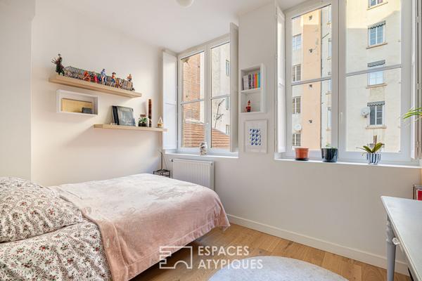 Ancien rénové à proximité de la Place Croix-Paquet