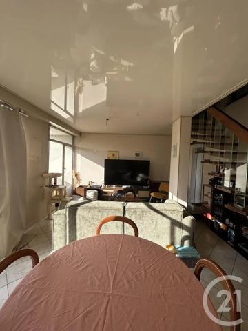 Appartement Duplex à vendre  3 pièces - 72,70 m 2   MONTLUCON  - 03