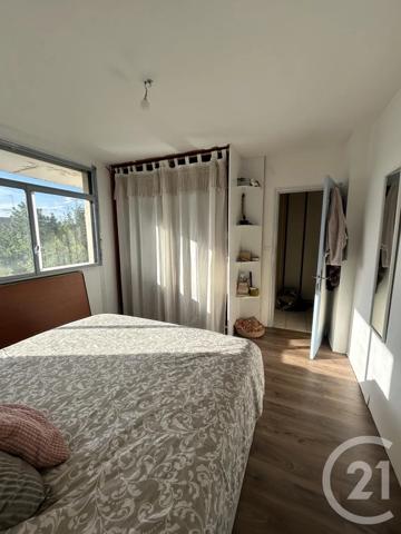 Appartement Duplex à vendre  3 pièces - 72,70 m 2   MONTLUCON  - 03