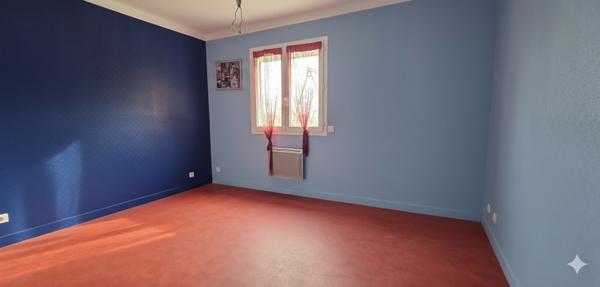 Cornas (07130) Maison avec piscine et terrain