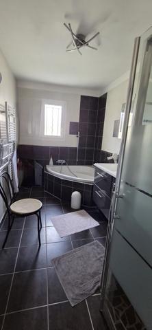 Cornas (07130) Maison avec piscine et terrain