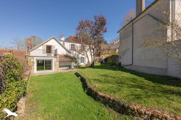Maison à vendre |                                       Neauphle-le-Château |                                        6 pièces  |  165 m²