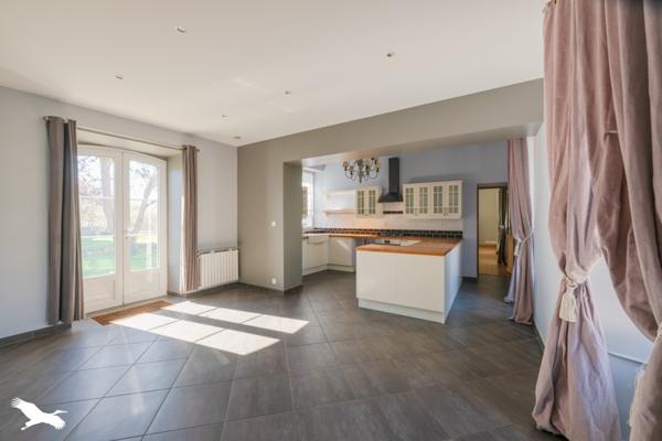 Maison à vendre |                                       Neauphle-le-Château |                                        6 pièces  |  165 m²
