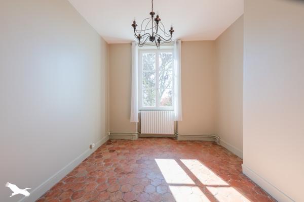 Maison à vendre |                                       Neauphle-le-Château |                                        6 pièces  |  165 m²