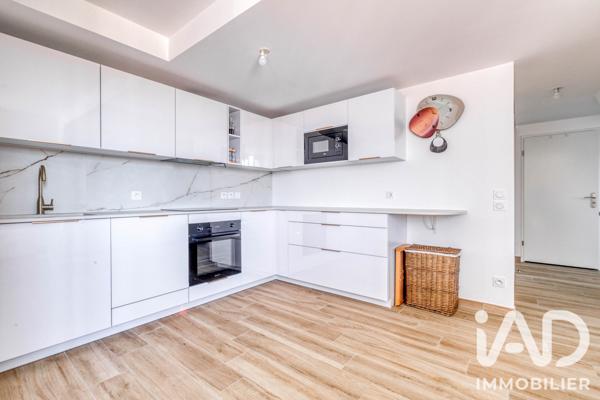 Appartement à vendre 4 pièces 98 m² Émerainville