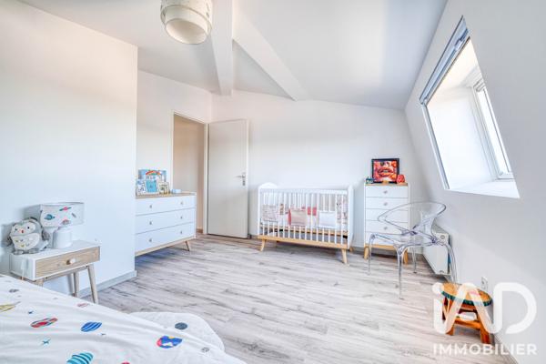 Appartement à vendre 4 pièces 98 m² Émerainville