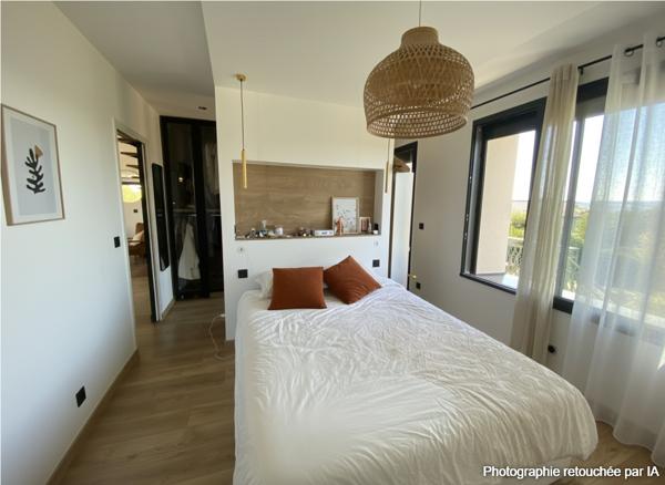 Maison
         7 pièces
        - 193 m² 350 000 € *