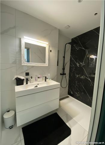 Maison
         7 pièces
        - 193 m² 350 000 € *