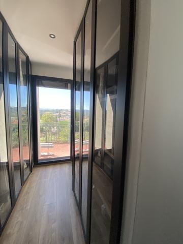 Maison
         7 pièces
        - 193 m² 350 000 € *