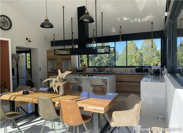 Maison
         7 pièces
        - 193 m² 350 000 € *