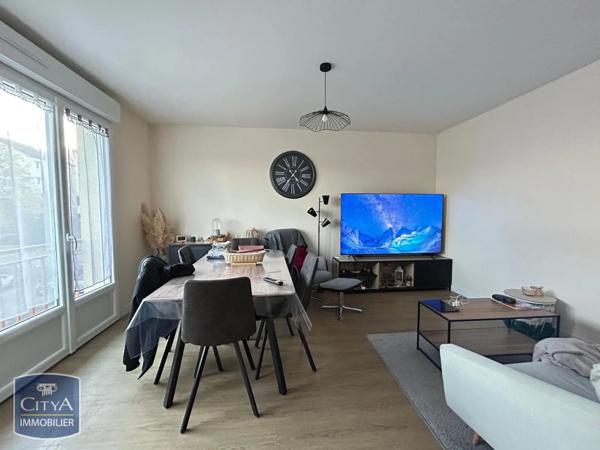 Appartement à louer 2 pièces 46.67m²