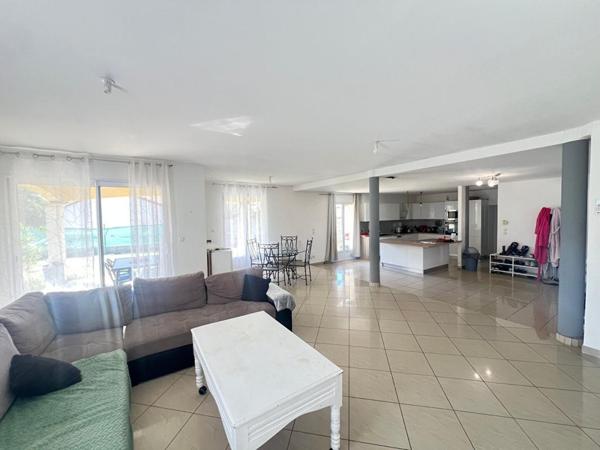 Villa Bourg Les Valence 6 pièce(s) 150 m2