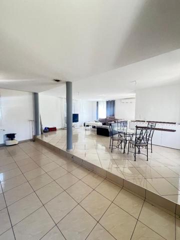 Villa Bourg Les Valence 6 pièce(s) 150 m2