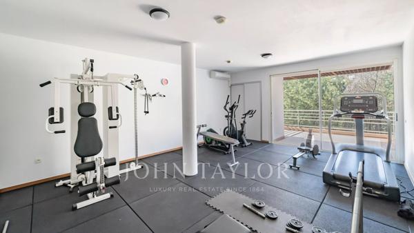 Exclusivité - Appartement avec vue mer panoramique et double terrasse