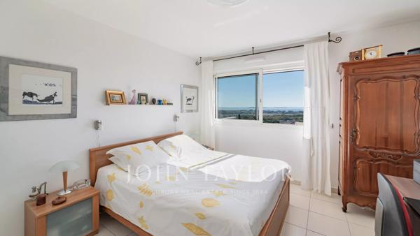 Exclusivité - Appartement avec vue mer panoramique et double terrasse