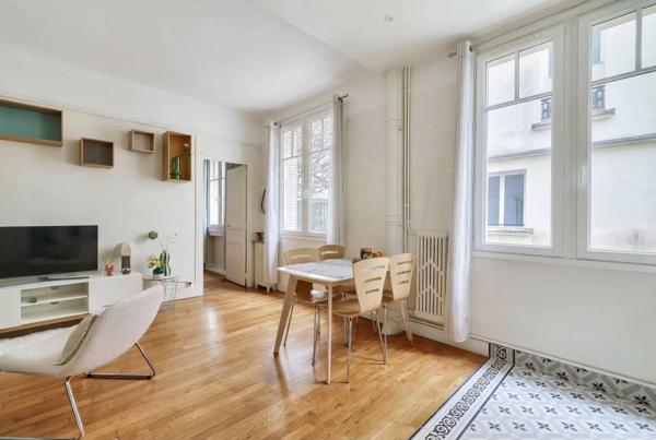 Appartement Paris 9e - CITÉ CHARLES GODON