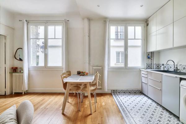 Appartement Paris 9e - CITÉ CHARLES GODON