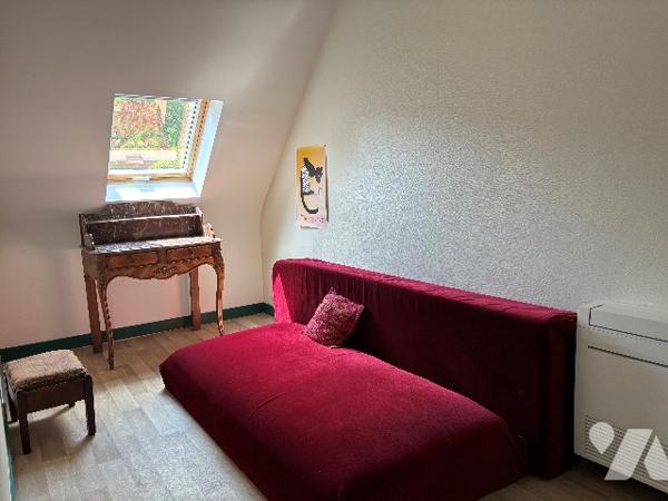 QUEVERT - DINAN : ensemble de 2 maisons avec jardin clos d'environ 721m²