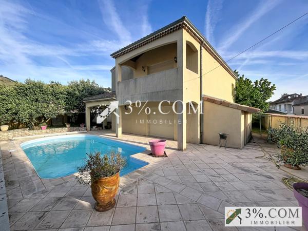Maison 5 pièce(s) 3 chambre(s) 178 m²