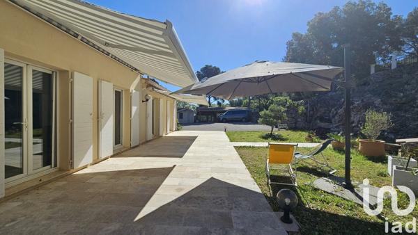 Maison 8 pièces de 160 m² à Six-Fours-les-Plages (83140)