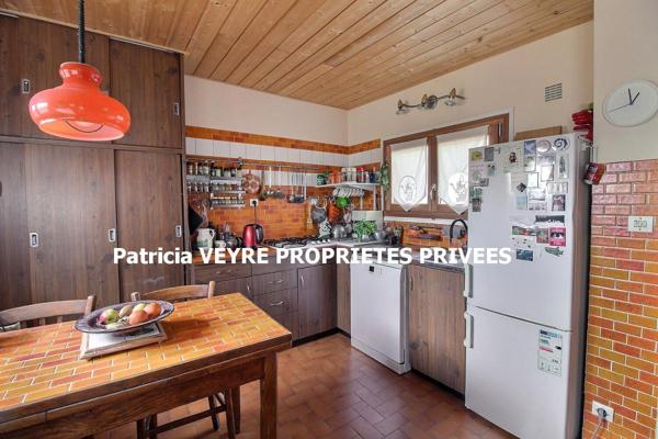 BOURG ARGENTAL 42220 Maison de village 188 m² habitables 7 chambres sur 381 m² de terrain avec une activité de gite opérationnelle