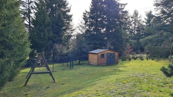 En exclusivité Saint Genest Malifaux 42660 maison type chalet exposé Sud entièrement rénové entre 2016 et 2017 plus extension de 2017  150m² habitables 3 chambres sur 1876m² de terrain