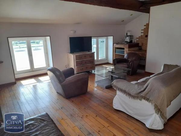 Appartement à louer 2 pièces 63.87m² Mâcon (71000)