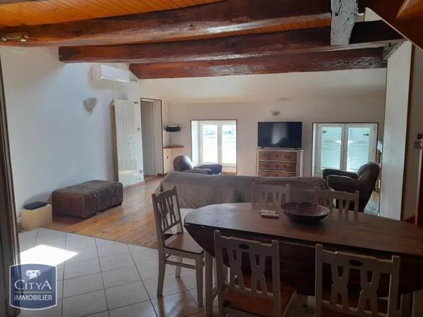 Appartement à louer 2 pièces 63.87m² Mâcon (71000)