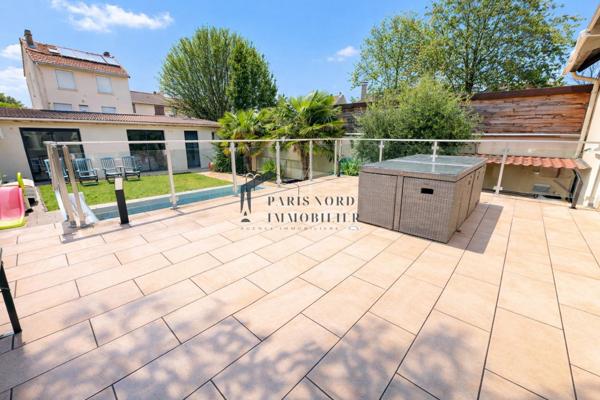 Le Blanc-Mesnil (93150) Pavillon 4 Chambres + Studio