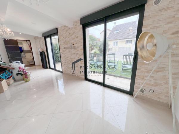 Le Blanc-Mesnil (93150) Pavillon 4 Chambres + Studio