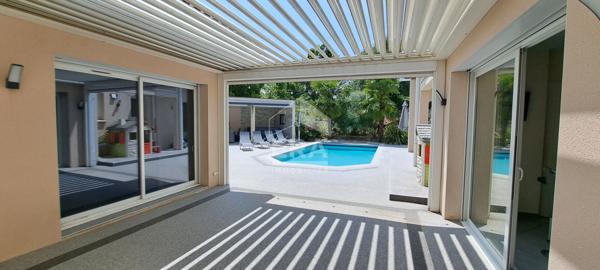 Maison Saint Maurice De Gourdans 6 pièce(s) 210 m2