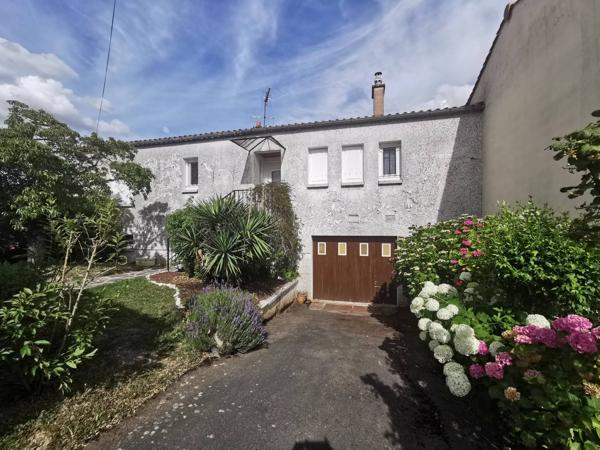 Charmante maison de 90 m² avec 3 chambres à Loudun