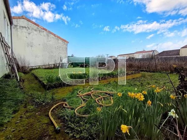 Charmante maison de 90 m² avec 3 chambres à Loudun
