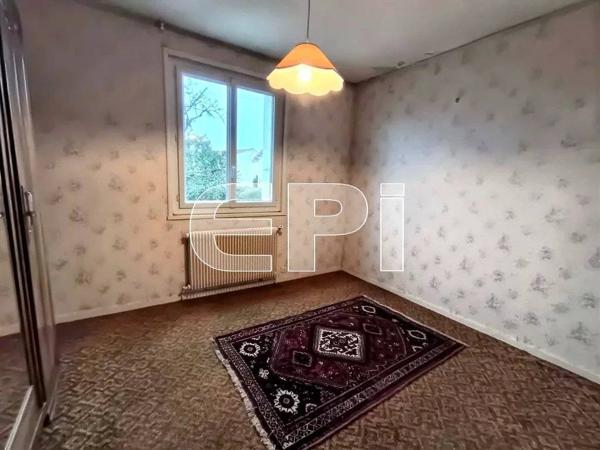 Charmante maison de 90 m² avec 3 chambres à Loudun