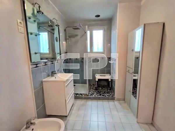 Charmante maison de 90 m² avec 3 chambres à Loudun