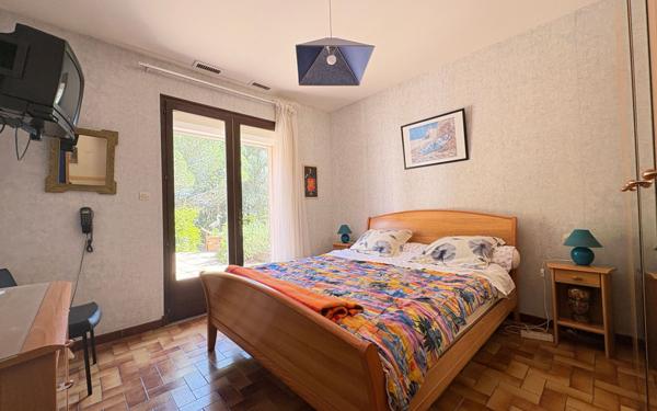 Maison à vendre    6 pièces •  Villemoustaussou