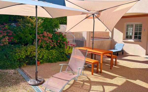 Maison à vendre    8 pièces •  Néris-les-Bains