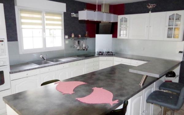 Maison à vendre    8 pièces •  Néris-les-Bains