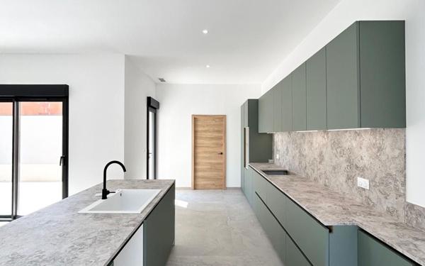 Maison à vendre    5 pièces •  Balaruc-les-Bains