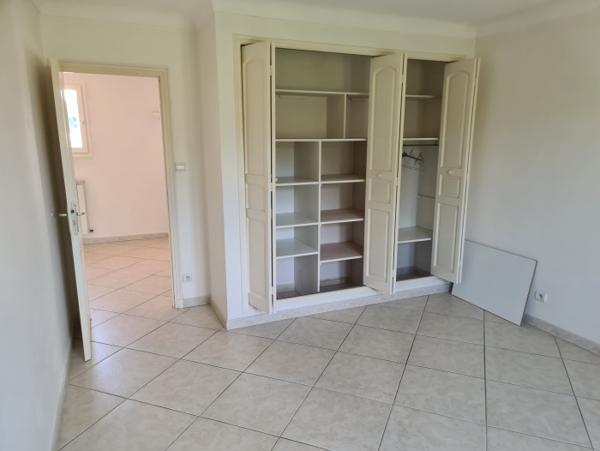 Location Maison 5 pièces Bouc-Bel-Air (13320) - au calme avec piscine