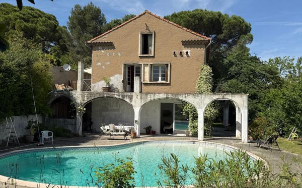 Maison à vendre    6 pièces •  Pézenas