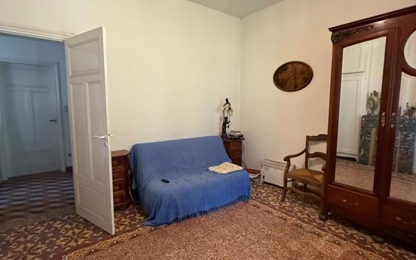 Maison à vendre    6 pièces •  Pézenas