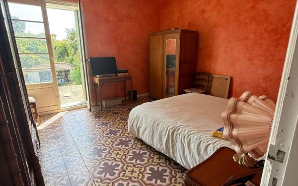 Maison à vendre    6 pièces •  Pézenas