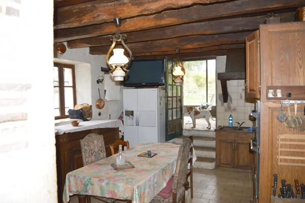 Sensation de liberté pour cette magnifique propriété, approprié pour gîte ou auberge.