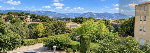 Vente                                                      Appartement
                        
                     2 pièces                      44 m2                     à La Seyne-sur-Mer