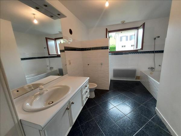 Maison à louer 771 € CC MAURS 4 p 115 m² DPE E