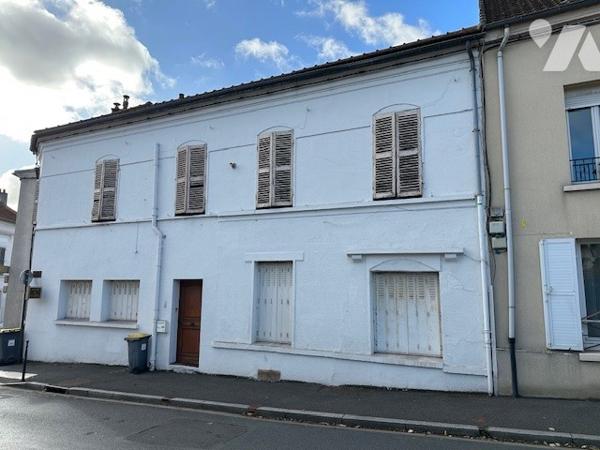 Maison à Vendre à Deuil-la-Barre (95170) en Val-d'Oise (95), 6 pièces dont 4 chambres