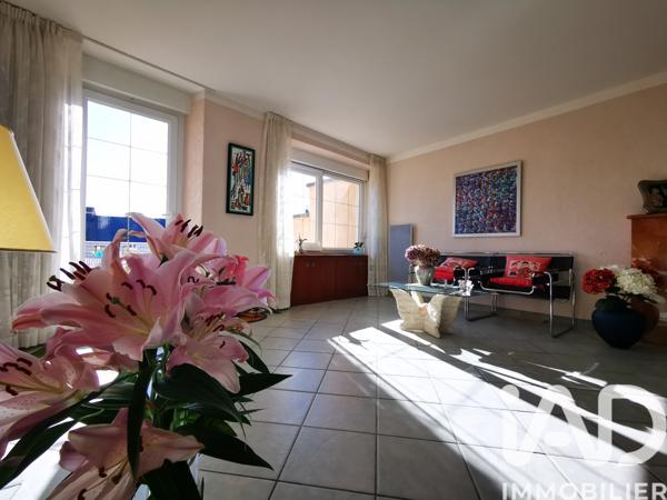 Immeuble à vendre 315 m² La Mure